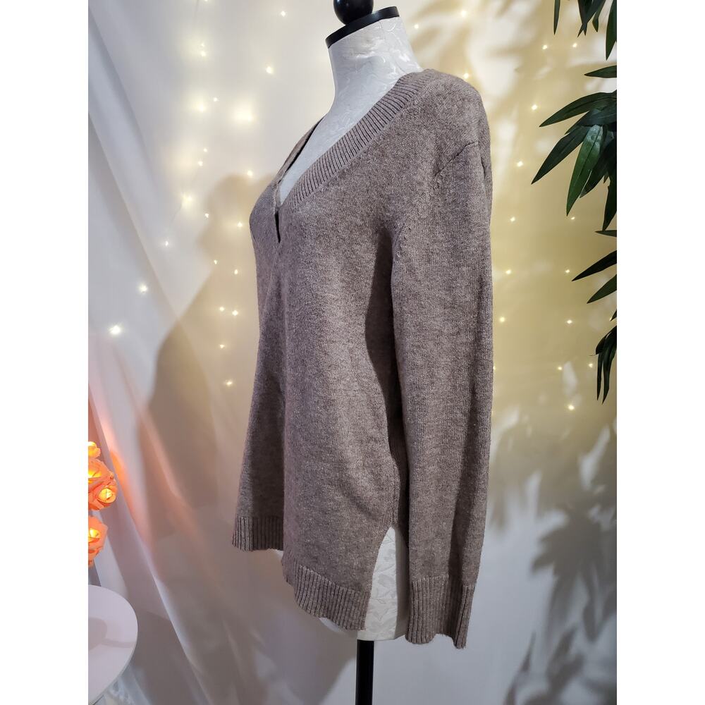 Anthropologie V Neck Tan Ribbed Hi Low Slit Knit Sweater Womens Size S Neutral - Picture 6 of 11
